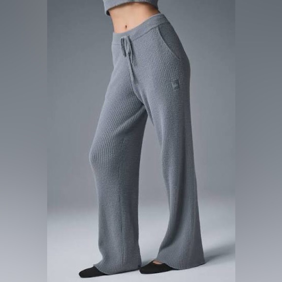 ALO Yoga Pants - ALO Yoga Snuggle Up Pants steel gray
